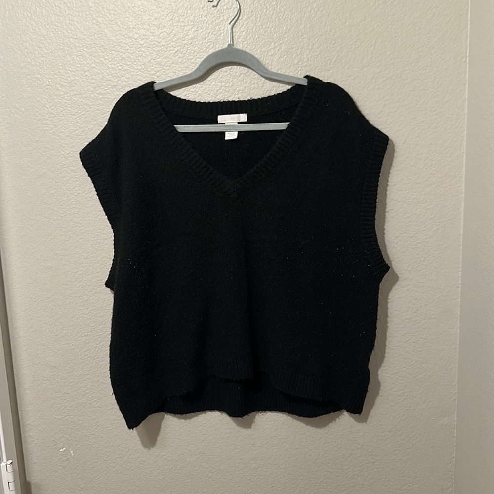 Oversized sweater vest